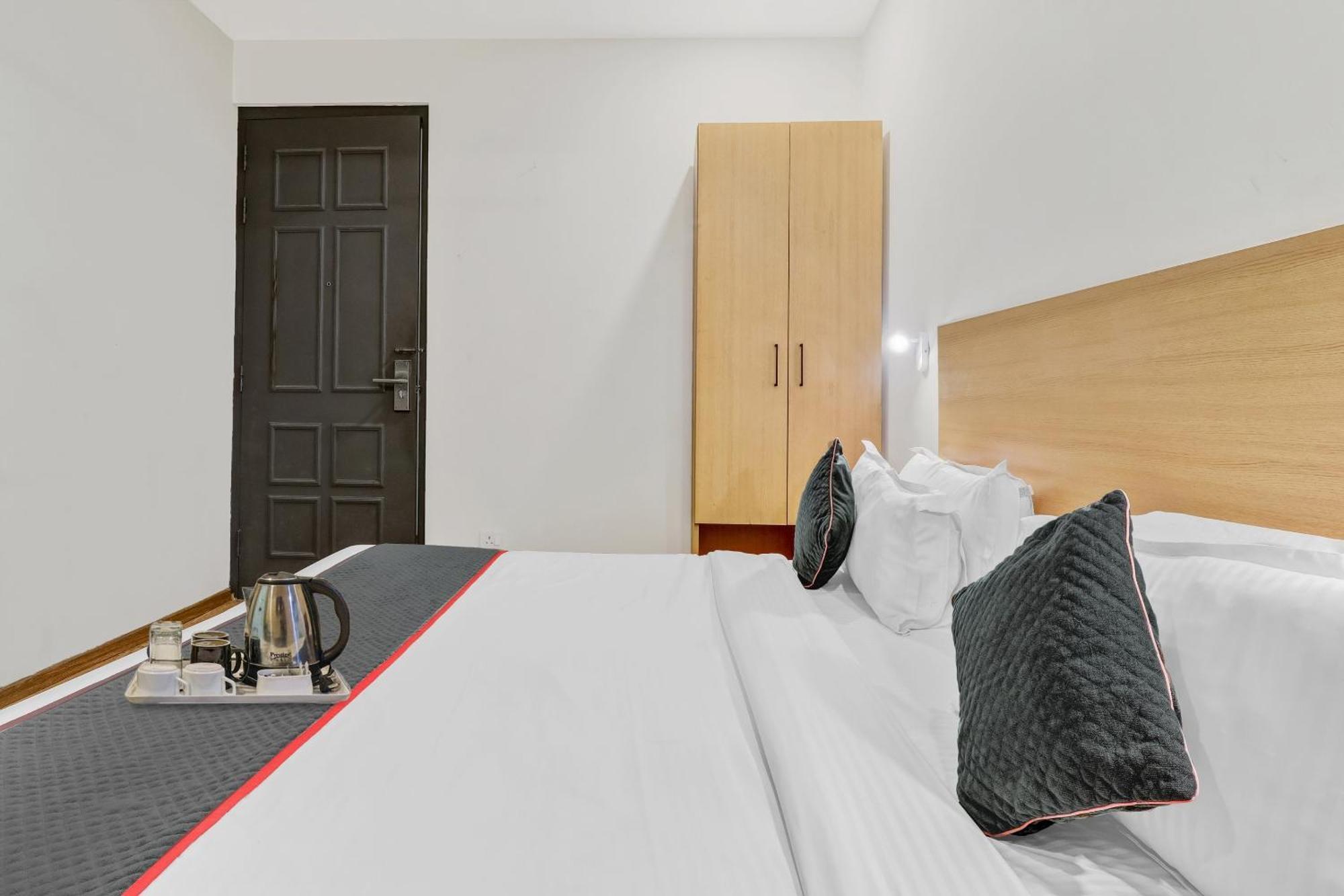 Super Townhouse 139 Ashiyana Smriti Upvan Near Emerald Mall Lucknow Bijnaur Exterior photo