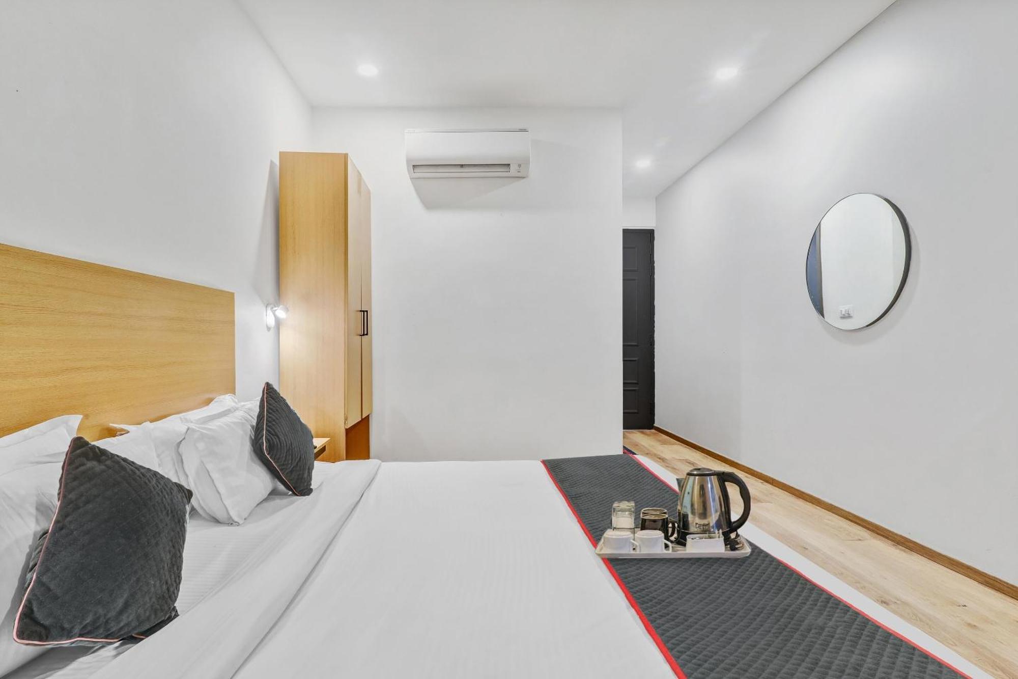 Super Townhouse 139 Ashiyana Smriti Upvan Near Emerald Mall Lucknow Bijnaur Exterior photo