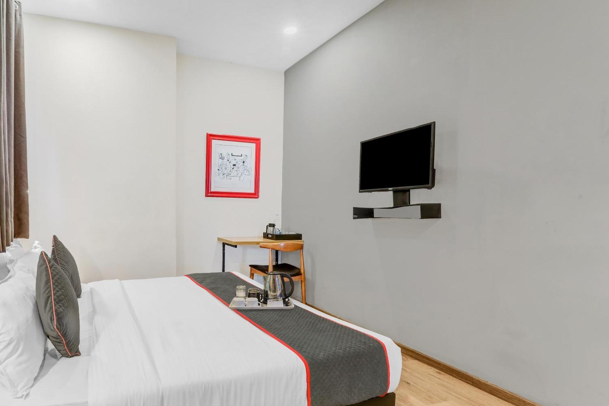 Super Townhouse 139 Ashiyana Smriti Upvan Near Emerald Mall Lucknow Bijnaur Exterior photo