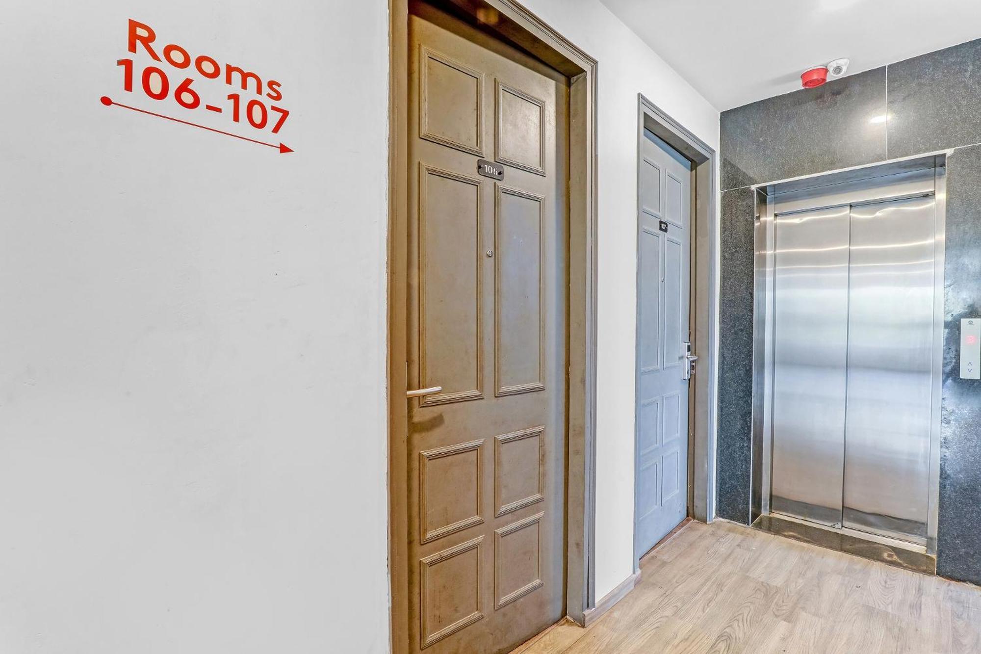 Super Townhouse 139 Ashiyana Smriti Upvan Near Emerald Mall Lucknow Bijnaur Exterior photo